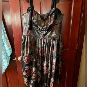 SOLD SOLD SOLD VIXEN Vintage Black Roses print Dress